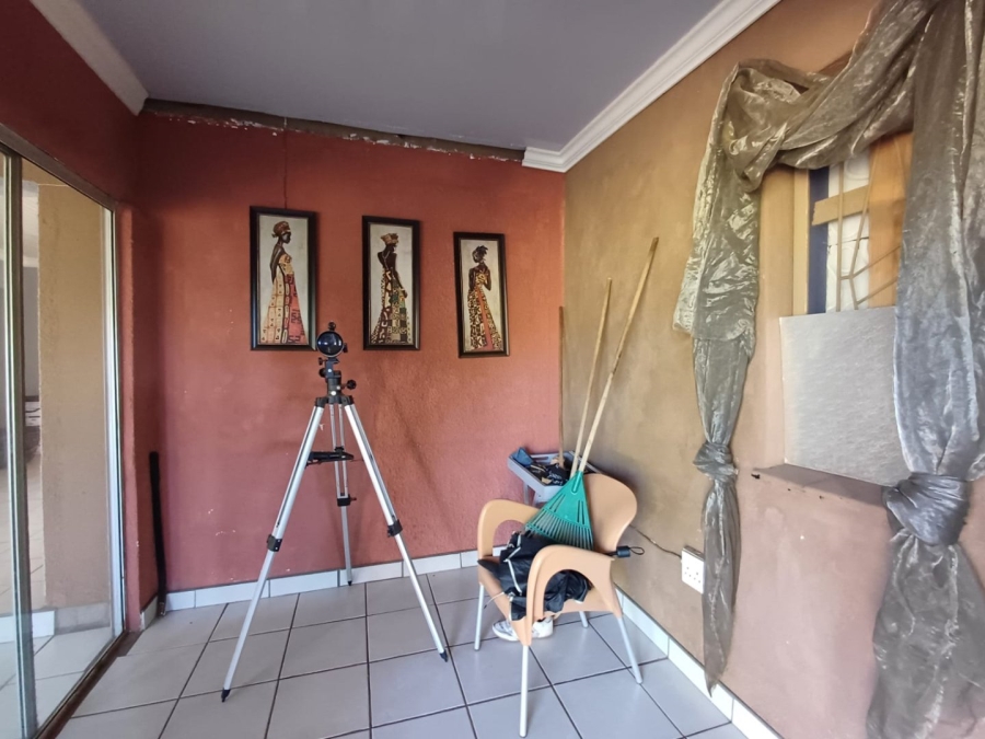 6 Bedroom Property for Sale in Randlespark North West